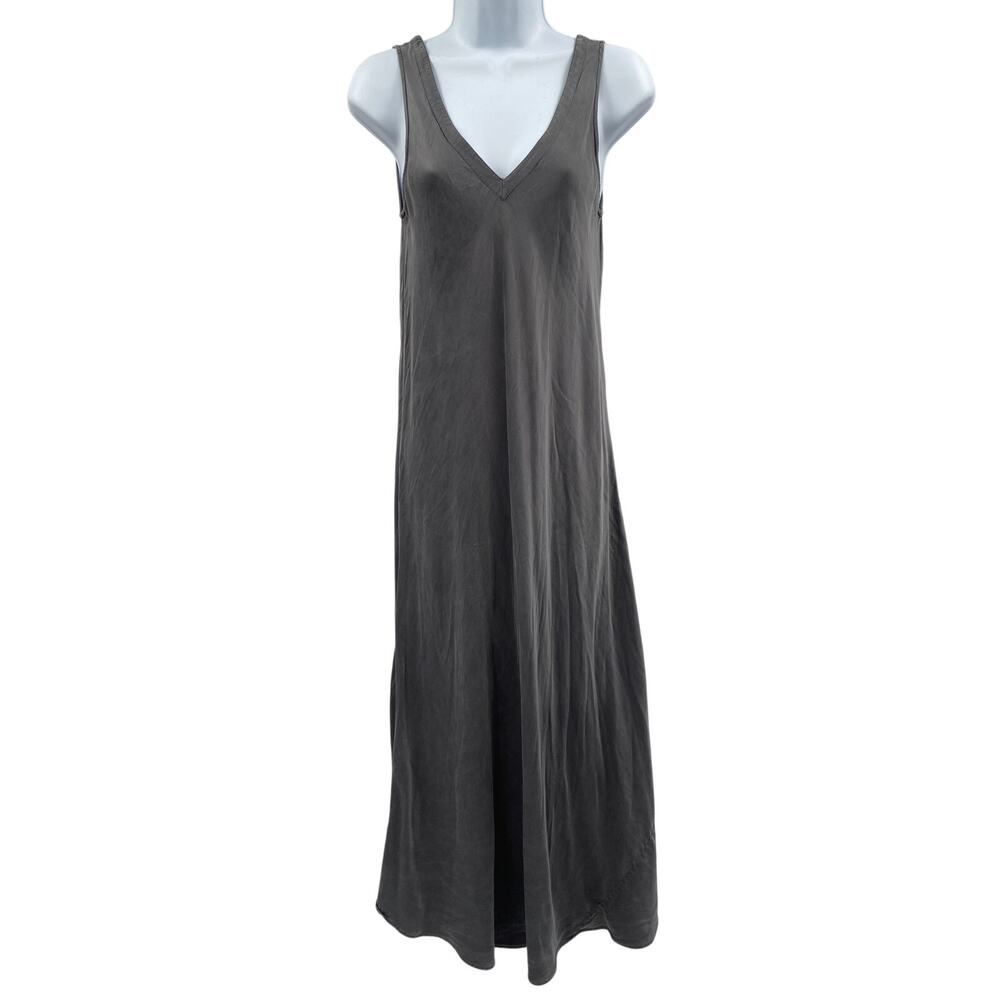 Gray silk Sleeveless Maxi dress